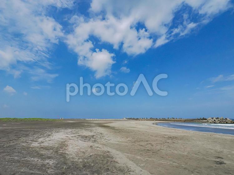 夏の晴れた砂浜と空 夏,海,空の写真素材