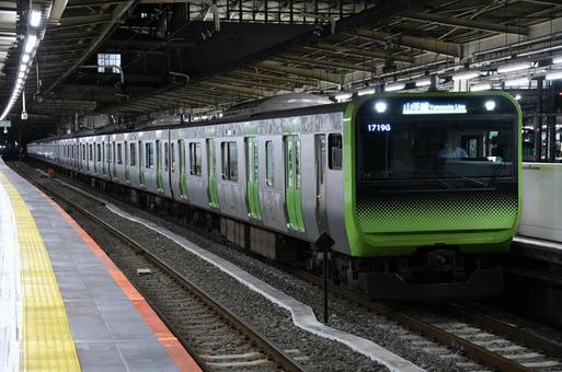 E235系14編成 鉄道,電車,列車の写真素材