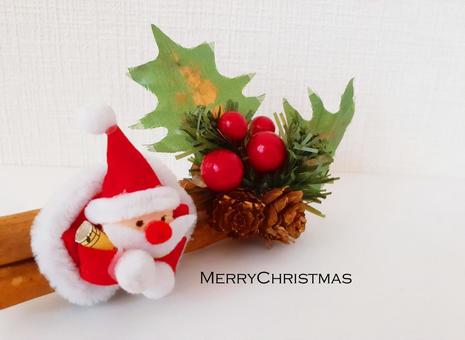 サンタさんとヒイラギ3 サンタクロース,クリスマス,ヒイラギの写真素材