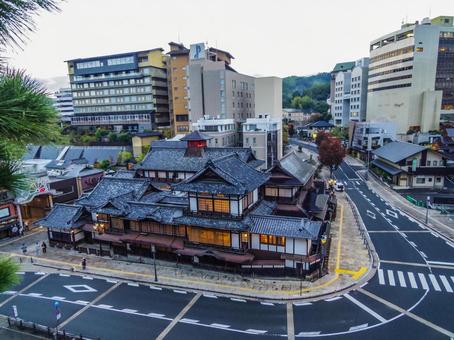 【愛媛県】松山市・道後温泉街 道後温泉,道後温泉本館,温泉街の写真素材