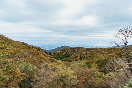 三重　御在所岳　紅葉と伊勢湾 御在所岳,山,御在所山の写真素材