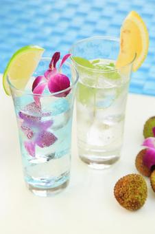 ドリンク ドリンク ドリンク,ソフトドリンク,ソーダの写真素材
