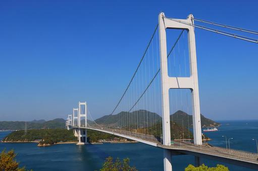 しまなみ海道の来島大橋 しまなみ海道の来島大橋の写真