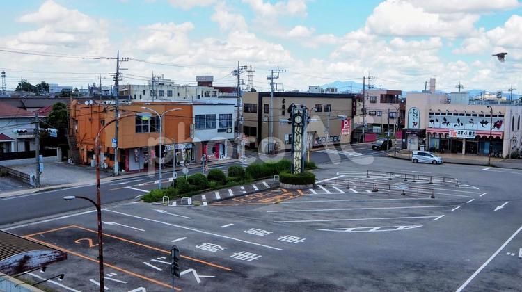水海道駅・駅前の街並み（茨城県・常総市） 夏,水海道駅,駅前の写真素材