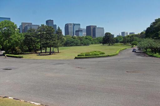 步行在東京/故宮#54“從Tensoukai·奧遺遺跡和本丸草坪看” 步行在東京/故宮#54“從Tensoukai·奧遺遺跡和本丸草坪看”