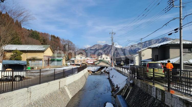 冬の日本　田舎の街並み 家,住宅,雪の写真素材