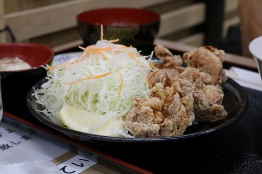 からあげ定食 からあげ定食の写真