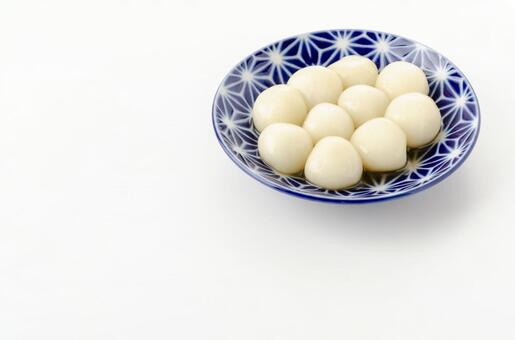白玉団子 シロップ漬け 白玉団子,お茶菓子,シロップの写真素材
