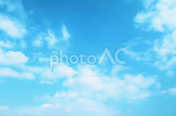 青空と雲の背景用のイメージ素材 青空,オーバーレイ,フォトジェニックの写真素材