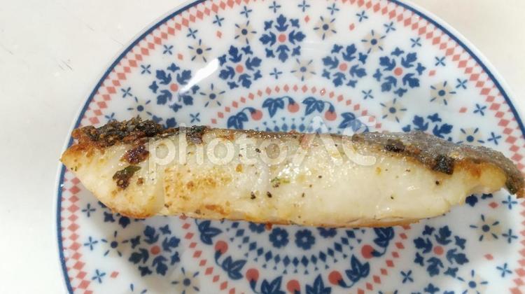 目鯛のネギ塩焼き 目鯛のネギ塩焼き,目鯛,魚の写真素材