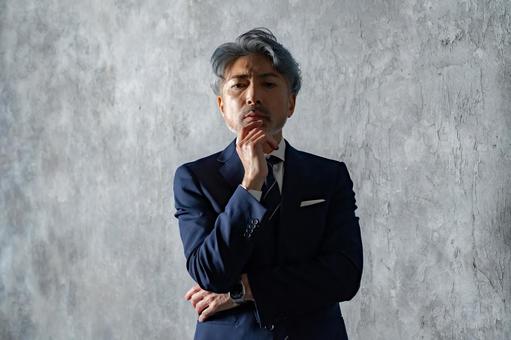 ミドル世代の男性 ビジネスマン,スーツ,中年男性の写真素材