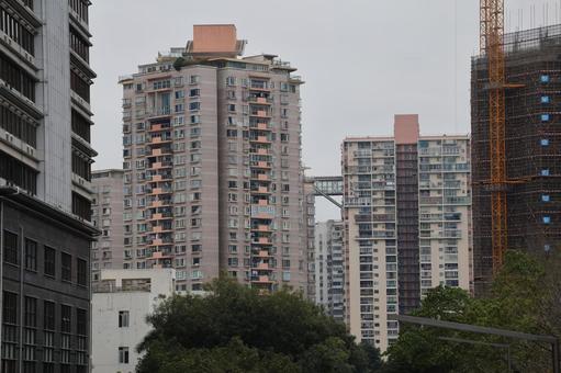 高層マンションと工事中の建物ある深圳の街 高層マンションと工事中の建物ある深圳の街 高層マンション,工事中,建物の写真素材