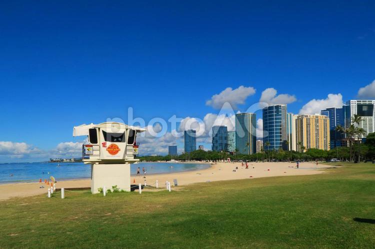 ハワイの風景（89）アラモアナビーチ ハワイ,青空,楽園の写真素材
