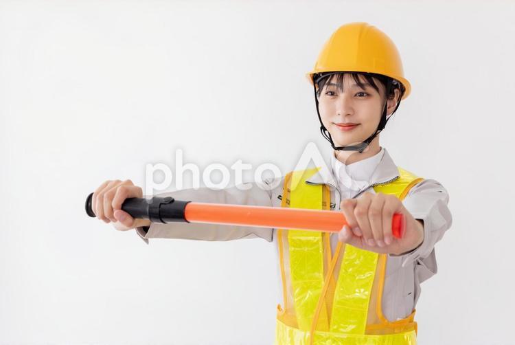 反射ベストを着た警備員　 女性,人物,日本人の写真素材