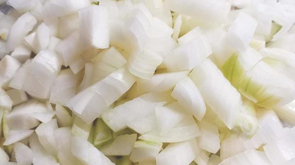刻まれた玉ネギの写真