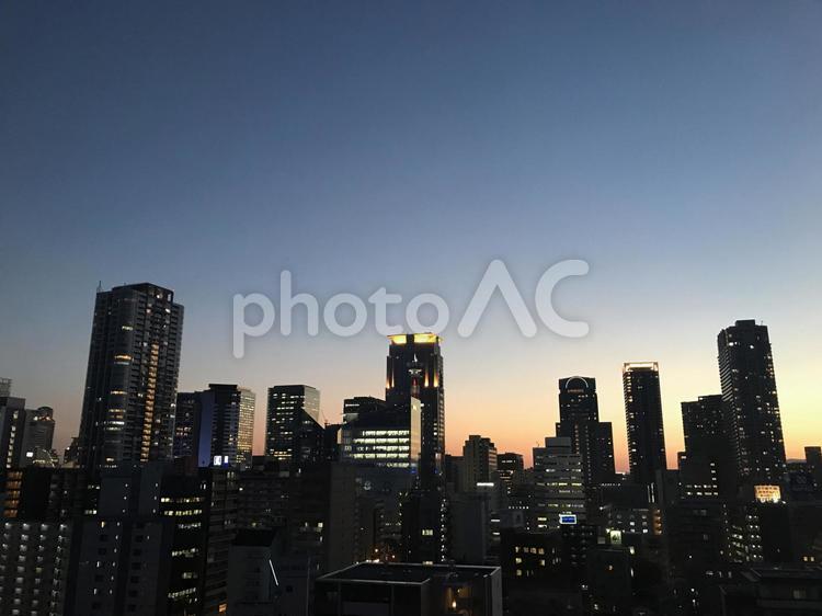 夕焼けの街 夕焼けの街,街並み,夕暮れの写真素材