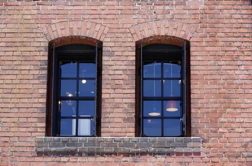 Red brick window, JPG Red brick window, JPG
