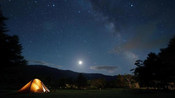 星空とテント 星空とテントの写真