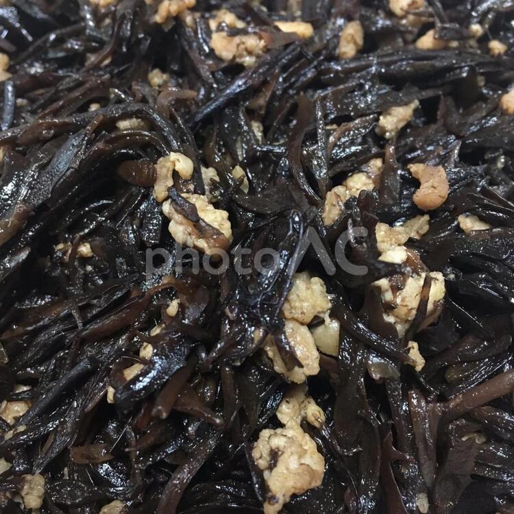 ひじきと鶏ひき肉の煮物 ひじき,鶏ひき肉,ミンチの写真素材