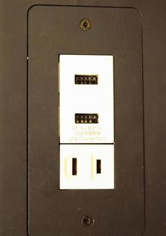 電気コンセント コンセント,電源,充電の写真素材