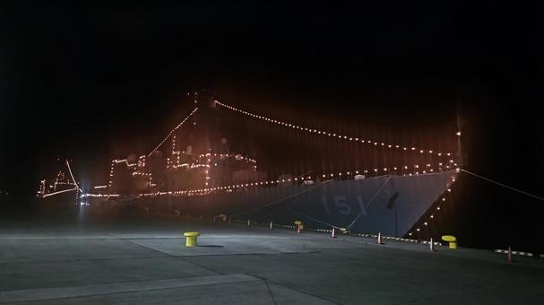 ライトアップされるあさぎり ライトアップされるあさぎりの写真