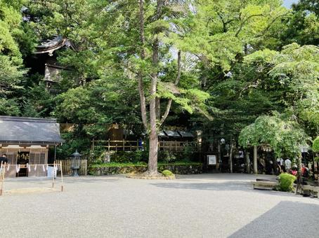 天河神社 境内 斎灯殿 天河神社 境内 斎灯殿の写真