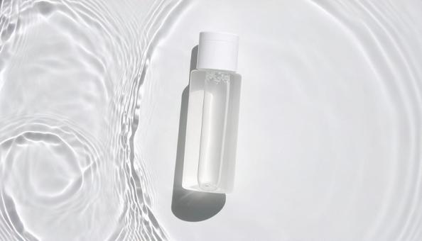 美しい化粧水、コスメイメージ 美しい化粧水、コスメイメージの写真