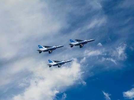 ブルーインパルス ブルーインパルス,入間航空祭,2025の写真素材