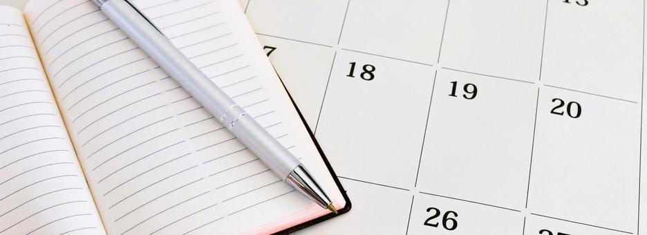 ペンと手帳とカレンダー　バナー　ビジネス ビジネス,バナー,スケジュールの写真素材