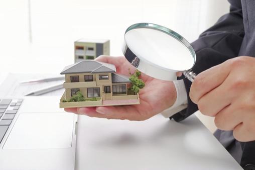 不動産の価値を調査するイメージ 不動産査定,不動産鑑定士,土地家屋調査士の写真素材