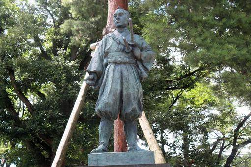 堀部安兵衛の銅像、新発田城跡前、新潟県 堀部安兵衛の銅像、新発田城跡前、新潟県 堀部安兵衛,銅像,新発田城の写真素材