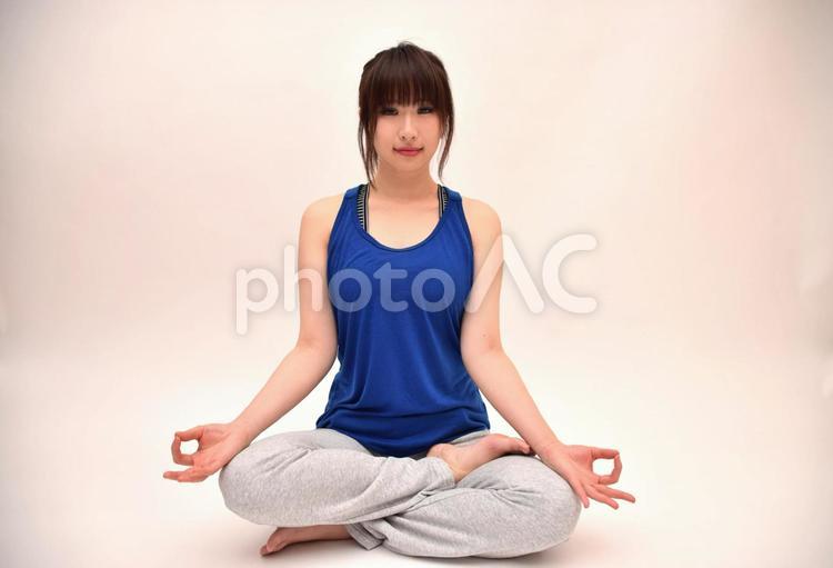 ヨガイメージの女性 女性,ヨガ,ピラティスの写真素材