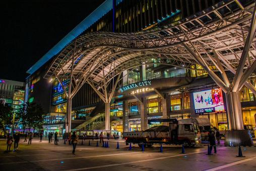 博多駅夜景と駅前広場 博多駅夜景と駅前広場 博多駅,駅前,夜景の写真素材