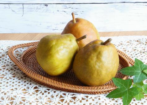 秋の味覚　ラ・フランス　１ ラ・フランス,果物,フルーツの写真素材