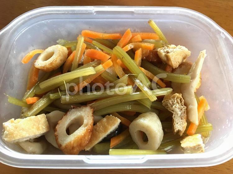 春の味覚　山菜　フキの煮物 フキ,煮物,春の写真素材