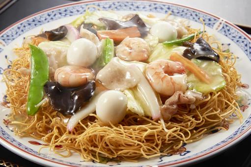 皿うどん 皿うどん,長崎皿うどん,長崎名物の写真素材