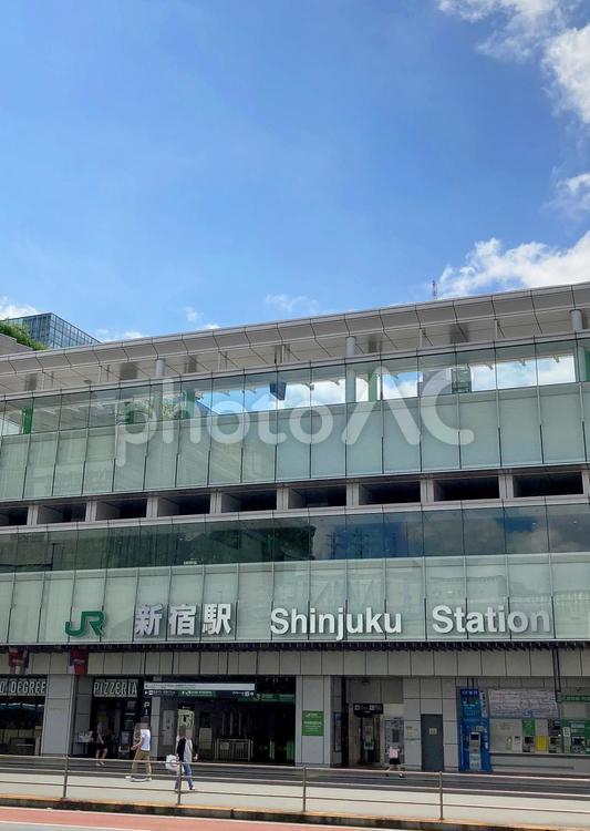 東京風景・新宿駅 jr新宿駅,jr,線路の写真素材