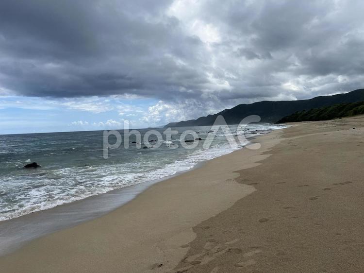 雨上がりの海岸 奄美大島,夏,海岸の写真素材