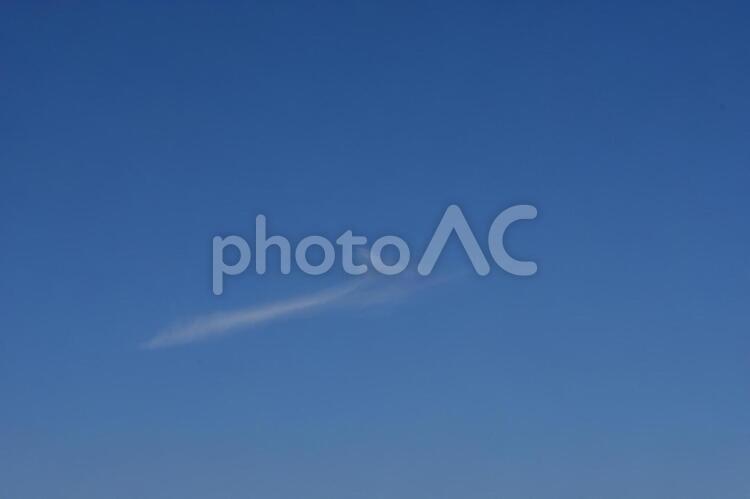 晴れた日の青空と雲 日本,風景,景色の写真素材