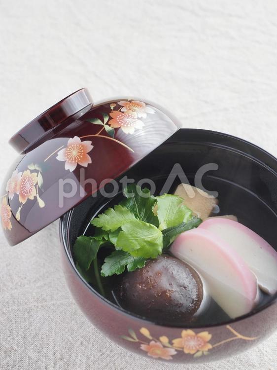 椎茸とかまぼこのお吸い物 お吸い物,すまし汁,おすましの写真素材
