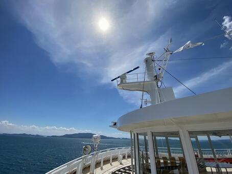 クルーズ線からの景色（瀬戸内海） クルーズ船,港,海の写真素材