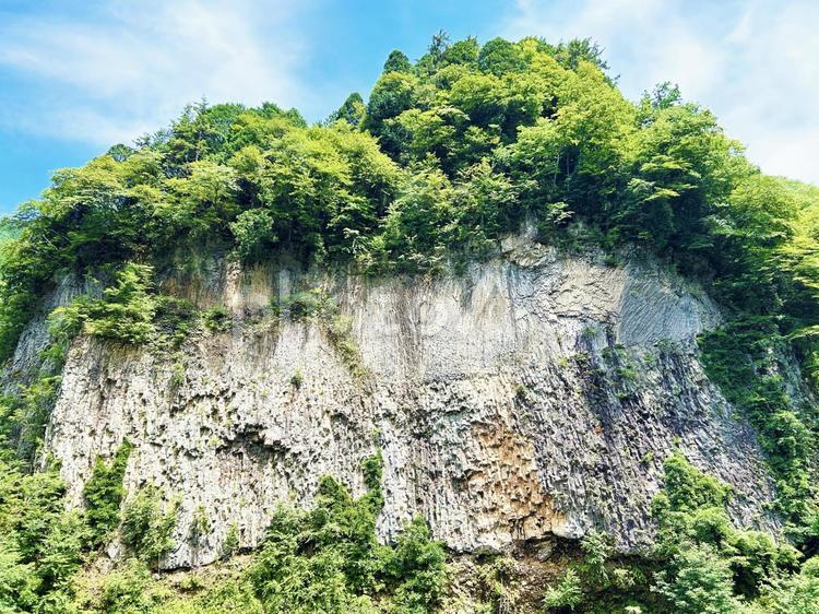 がんだて公園の迫力ある岩壁 巌立峡,がんだて公園,岩壁の写真素材