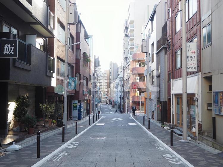 飯田橋の街並み（東京大神宮前） 飯田橋,街並み,東京大神宮の写真素材