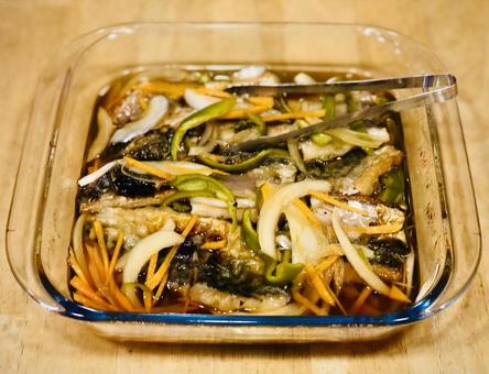 焼きサバの南蛮漬け(横型) 焼きサバの南蛮漬け(横型)の写真