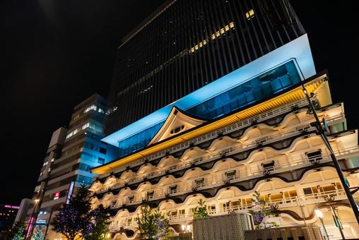 【大阪】夜のなんば駅近くの街並み 【大阪】夜のなんば駅近くの街並み 大阪,なんば,難波の写真素材