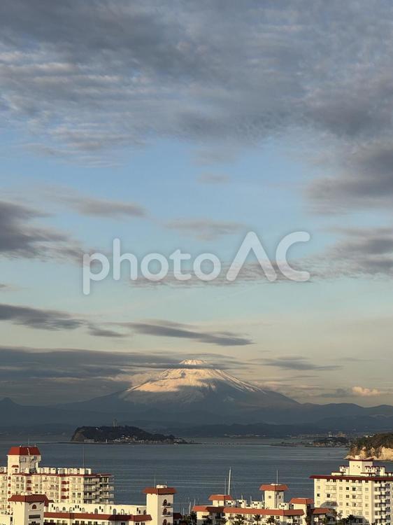湘南から見た富士 湘南,富士,青空の写真素材