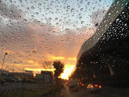 とおり雨 とおり雨の写真
