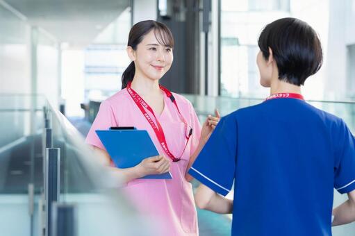 病院で働く女性の医者 病院,医者,介護の写真素材