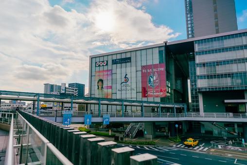 【兵庫】岡山駅の風景 兵庫,駅,晴天の写真素材