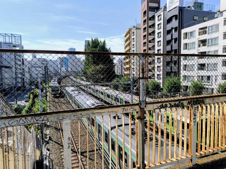 四反道跨線人道橋、東京都渋谷区 四反道跨線人道橋、東京都渋谷区 跨線橋,人道橋,四反道跨線人道橋の写真素材